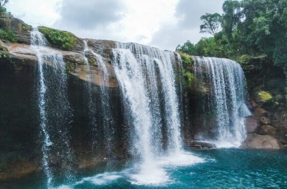 Meghalaya Kaziranga Tours with Wari Chora Special