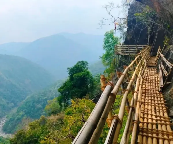 Adventurous Meghalaya Tour with bamboo trek