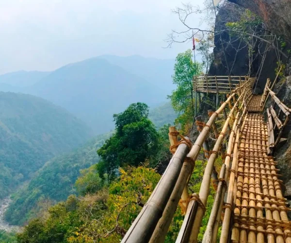 Adventurous Meghalaya Tour with bamboo trek